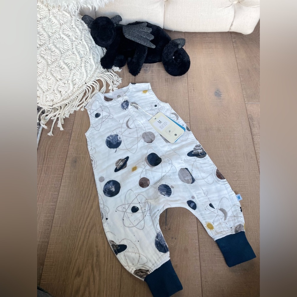 ‘Little Unicorn’ Moon & Stars Muslin Onsie